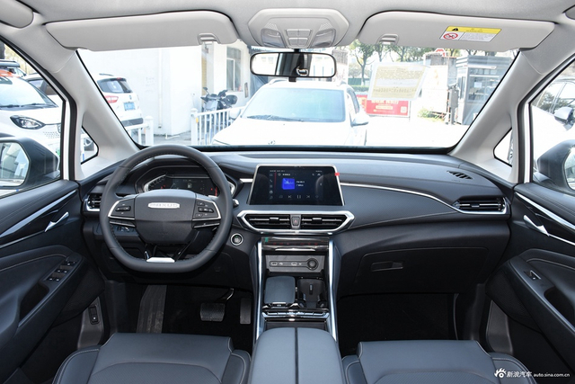 2023款上汽大通MAXUS G50 PLUS 1.5T 幸福推荐自动启航版