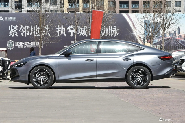 2023款MG7 1.5T DCT至美豪华版