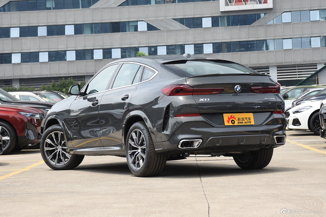 2023款宝马X6 xDrive30i M运动套装