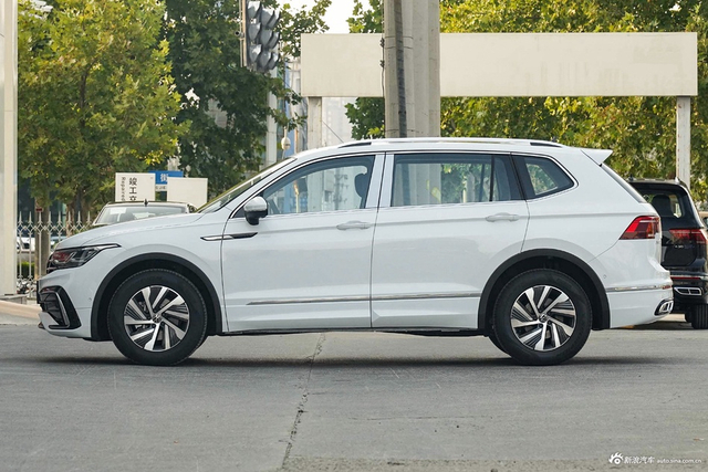 2023款途观L混动 430PHEV 插电混动旗舰版