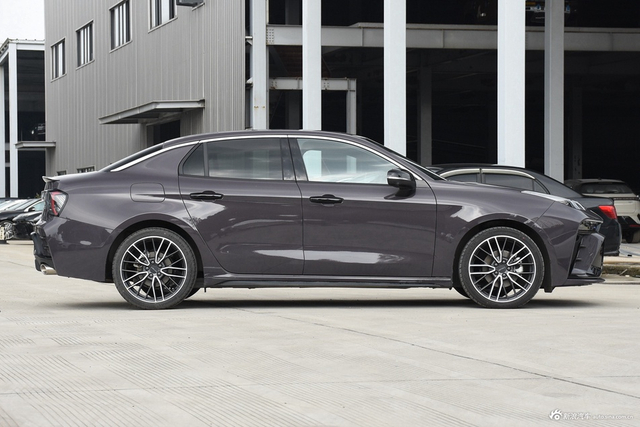 2025款领克03 2.0TD DCT冠军版Pro