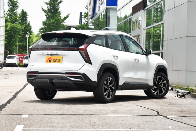 2024款博越L 1.5TD DCT龙腾版