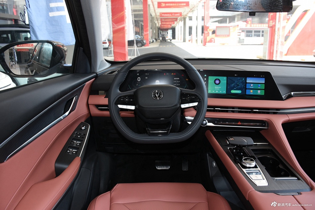 2024款长安CS75 PLUS 第三代 冠军版 1.5T 智驾劲领型