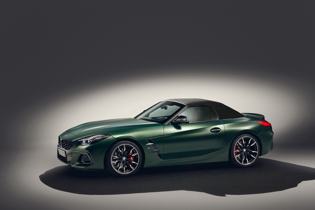 2024款宝马Z4 M40i MT Pure Impulse Edition 欧洲版