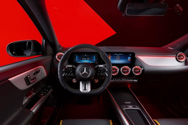 2024款AMG GLA 45 S 4MATIC+ 官图