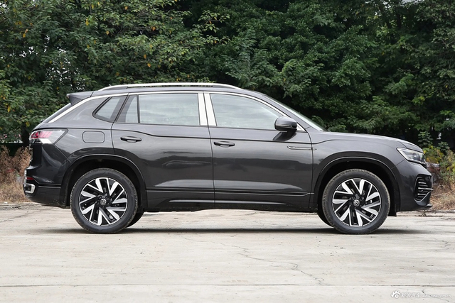 2024款探岳 380TSI 四驱R-Line高能版