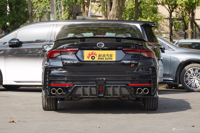 2025款影豹 270T DCT R-Style劲享版