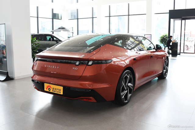 2024款领克Z10 702km 四驱智驾Ultra