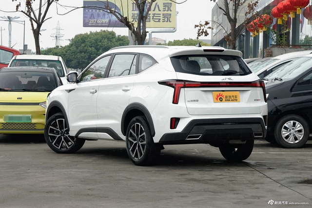 2024款江淮X8 PLUS 1.5TGDI DCT智享版 5座