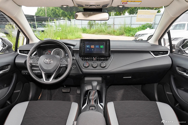 2024款卡罗拉 1.2T 先锋版