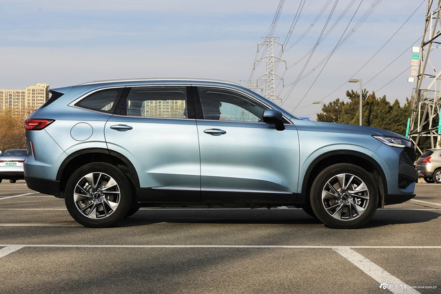 2022款哈弗H6 DHT-PHEV 110KM 悦行版