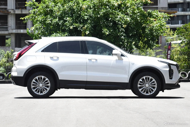 2024款XT4 28T 两驱豪华型