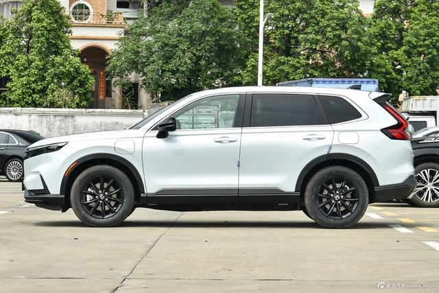 2023款本田CR-V 2.0L e:PHEV 领创版