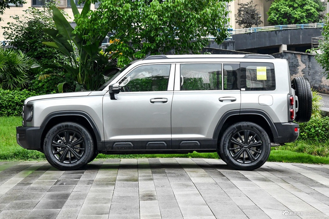 2024款哈弗猛龙Hi4 145 PRO