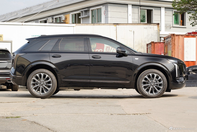 2025款凯迪拉克XT5 2.0T 豪华型