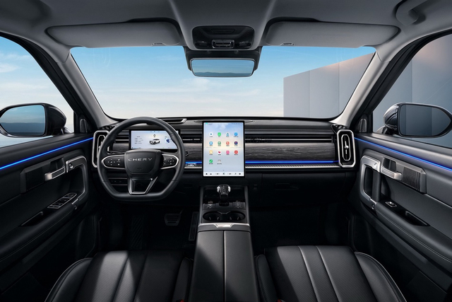 2025款瑞虎7 高能版 1.6T 四驱 官图