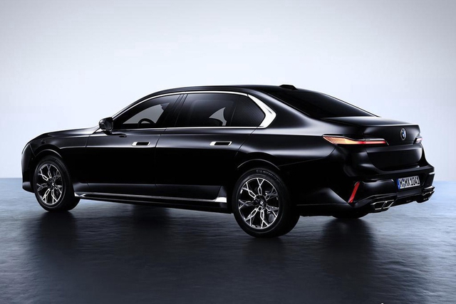 2023款宝马7系 PROTECTION 官图