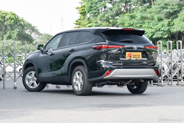 2026款汉兰达 2.5L智能电混双擎两驱精英版 7座