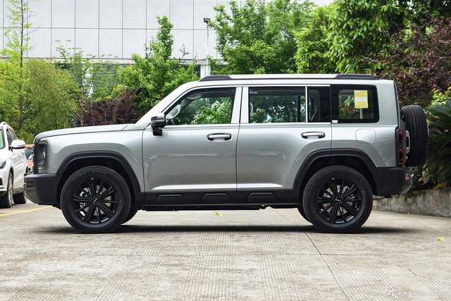 2024款哈弗猛龙Hi4 102 PRO