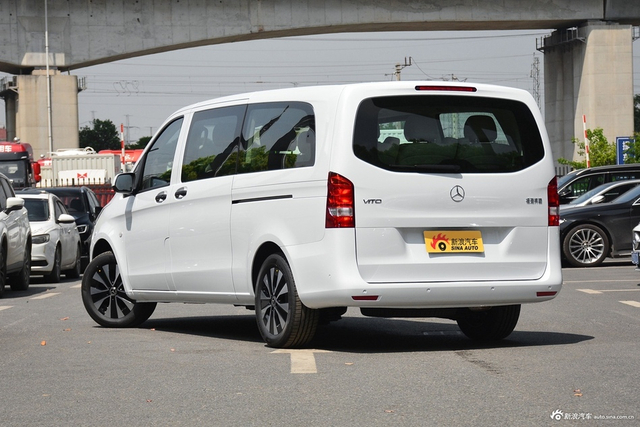 2021款威霆2.0T商务版 7座