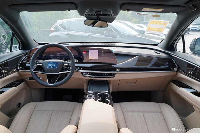 2025款凯迪拉克XT5 2.0T 豪华型