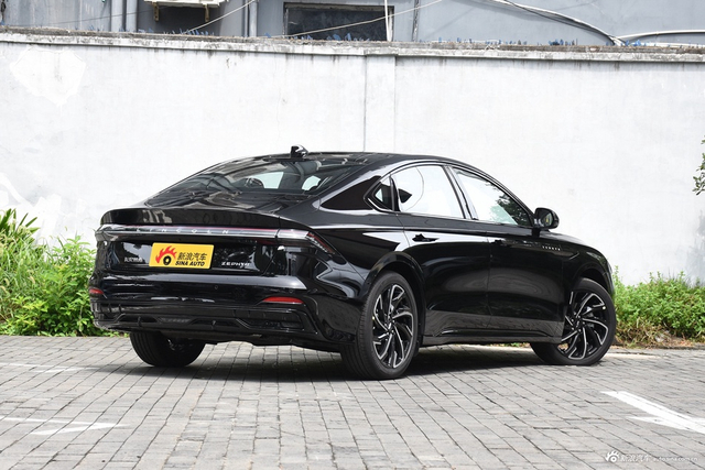 2025款林肯Z 2.0T 骑士特别版