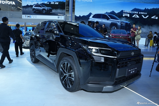 2025广州车展实拍：RAV4荣放