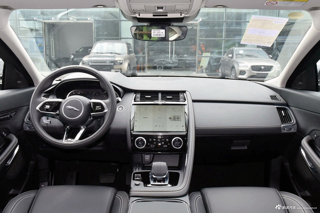 2024款捷豹E-PACE 青春运动版 R-DYNAMIC