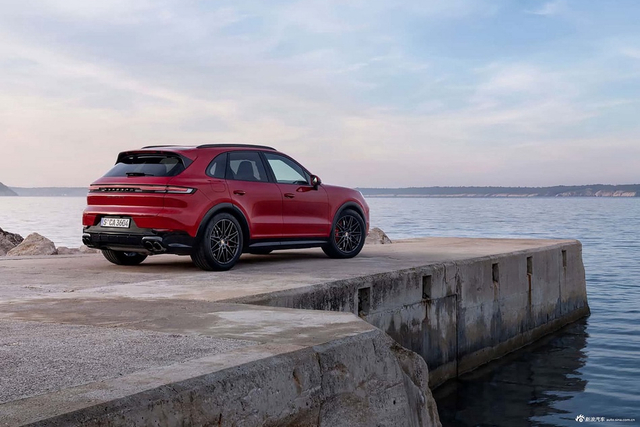 2025款Cayenne GTS 官图