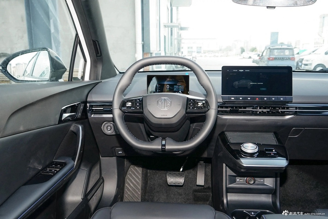 2023款MG4 EV 425km 行政版