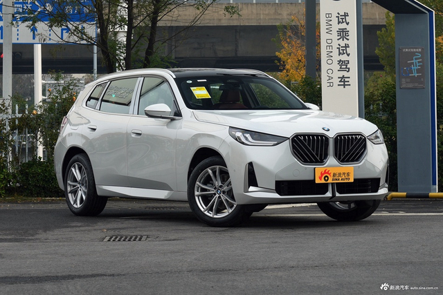 2025款宝马X3 改款 xDrive25L 豪华套装