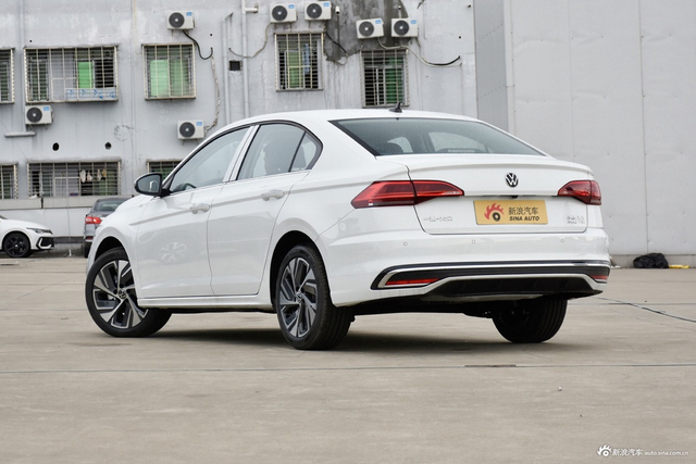 2025款宝来 改款 300TSI 双离合尊行版