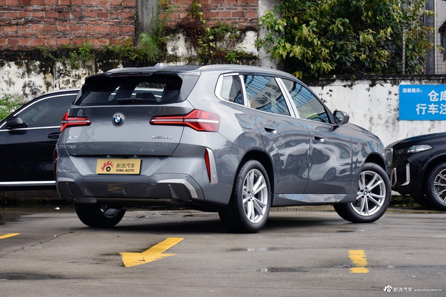 2025款宝马X3 25L xDrive 豪华套装