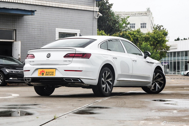 2024款一汽-大众CC 330TSI 炫目众享款