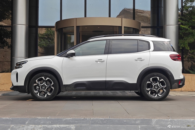 2023款天逸 C5 AIRCROSS 400 THP 纵擎版