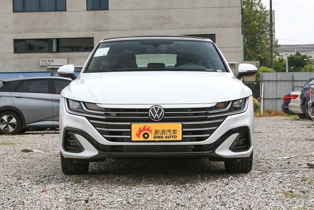 2024款一汽-大众CC 330TSI 炫目版