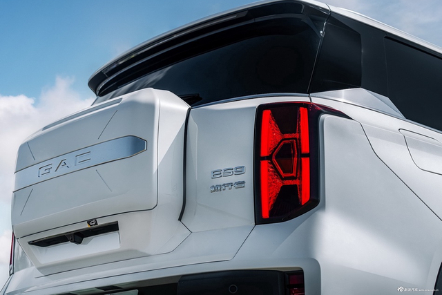 2024款传祺ES9 PHEV 143km 旅行者 Max 官图