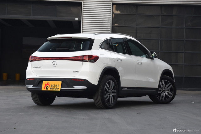 2024款奔驰EQA 260