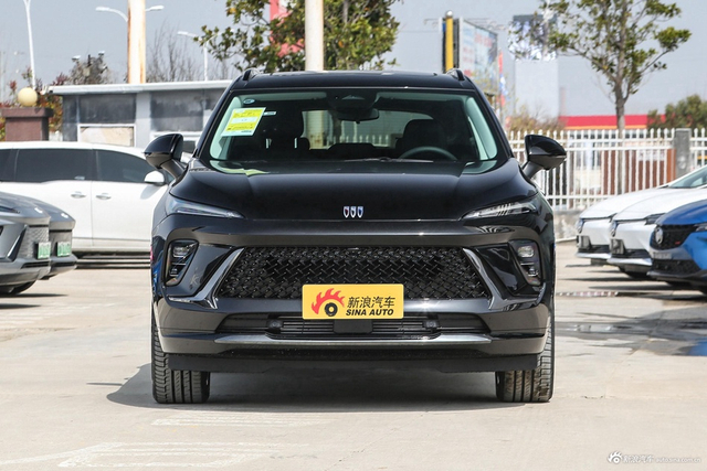 2024款昂科威S 28T 炫黑尊尚版