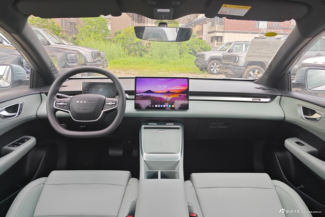 2025款荣威D6 450km 尊享版