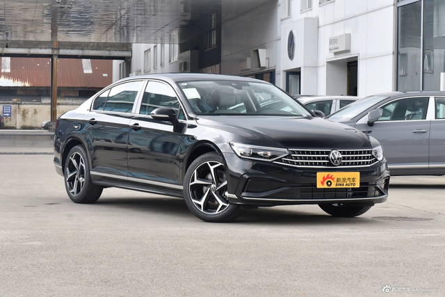 2025款迈腾 改款三 众享款 330TSI DSG豪华型