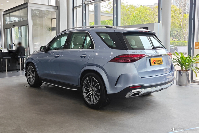 2025款奔驰GLE级 改款 GLE 450 4MATIC 豪华型