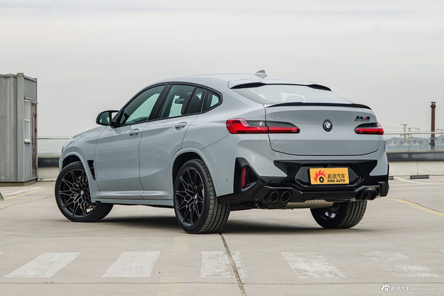 2022款宝马X4 M 雷霆版