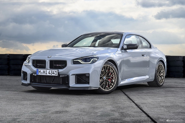 2025款宝马M2 CS 官图