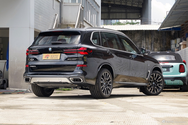 2025款宝马X5 xDrive 40Li M 运动套装
