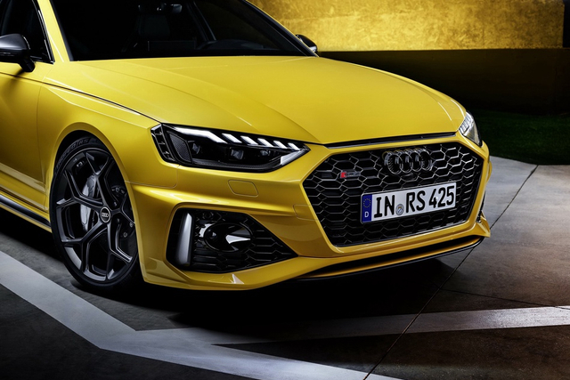 2024款奥迪RS 4 Avant edition 25 years 官图