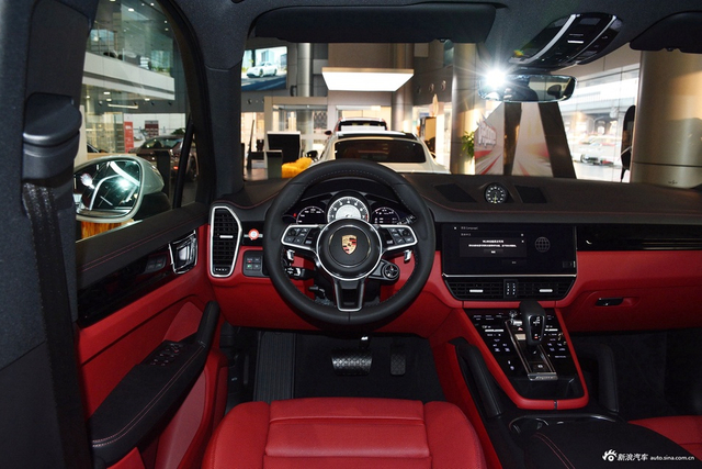 2023款Cayenne E-Hybrid 2.0T 铂金版