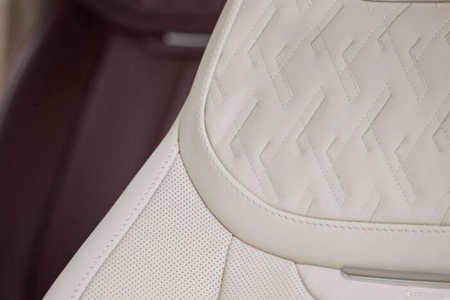 2024款揽胜 SV Carmel Edition