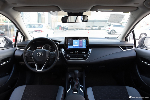 2024款卡罗拉 1.2T 精英版