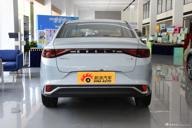 2024款帝豪L HiP 冠军版 1.5TD-DHT Pro 100KM 卓越型